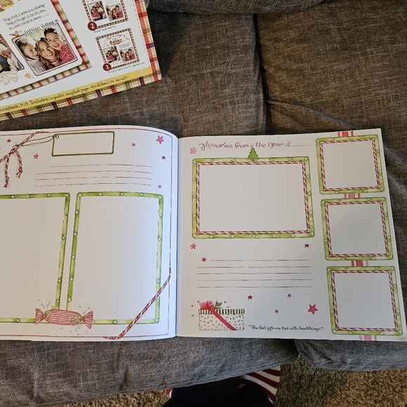 4 Seasonal Scrapbooks - Picture 8 of 11